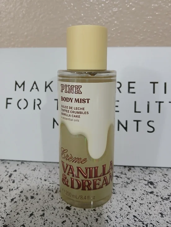 VS PINK Crème Vanilla & Dream Body Mist - Picture 1 of 2